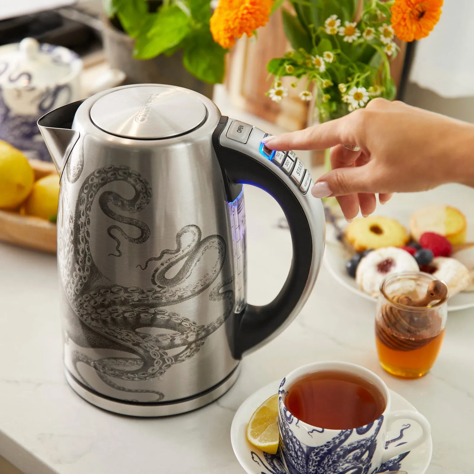 Caskata X Cuisinart Limited Edition Lucy Programmable Electric Kettle