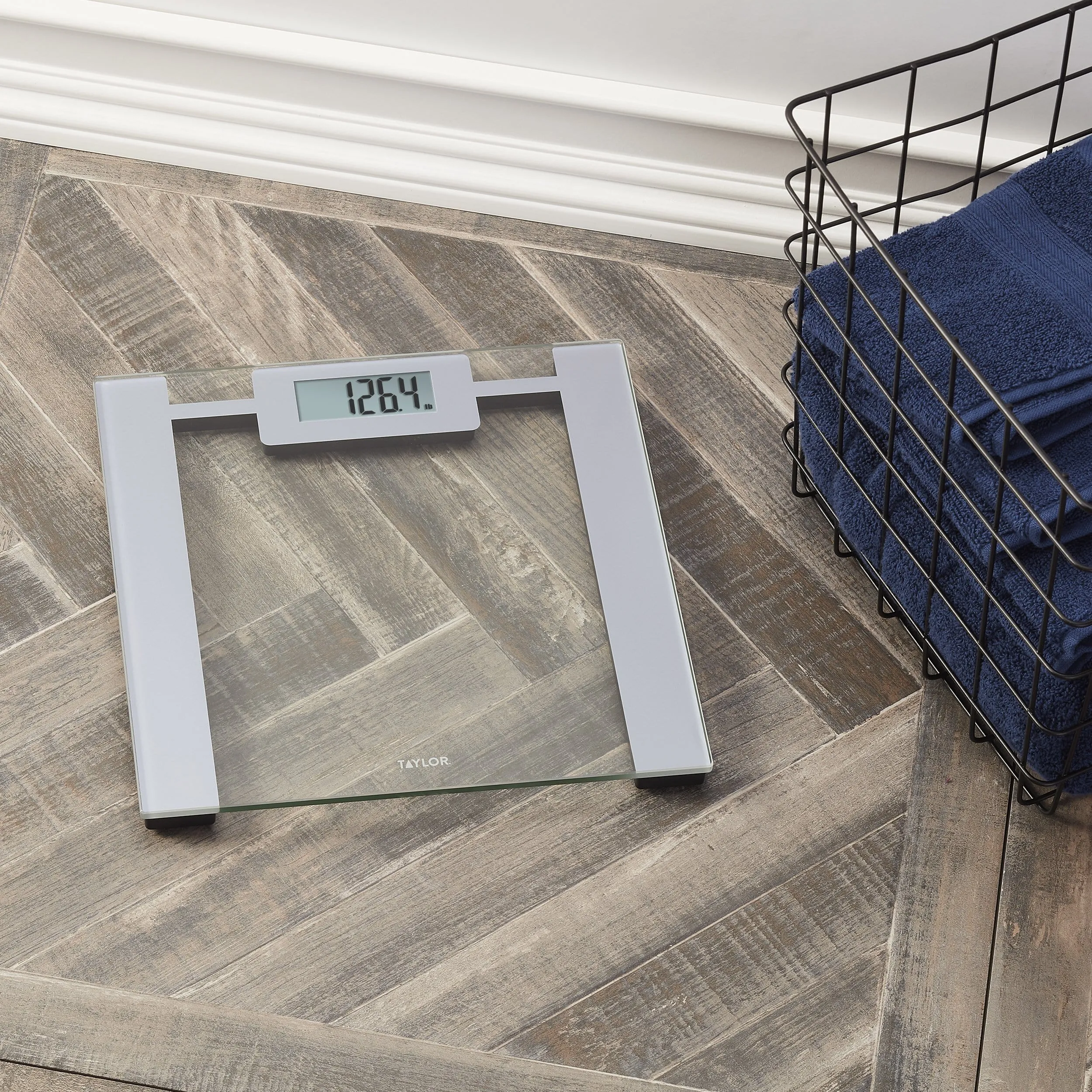 Digital Glass Scale with Grey Accents