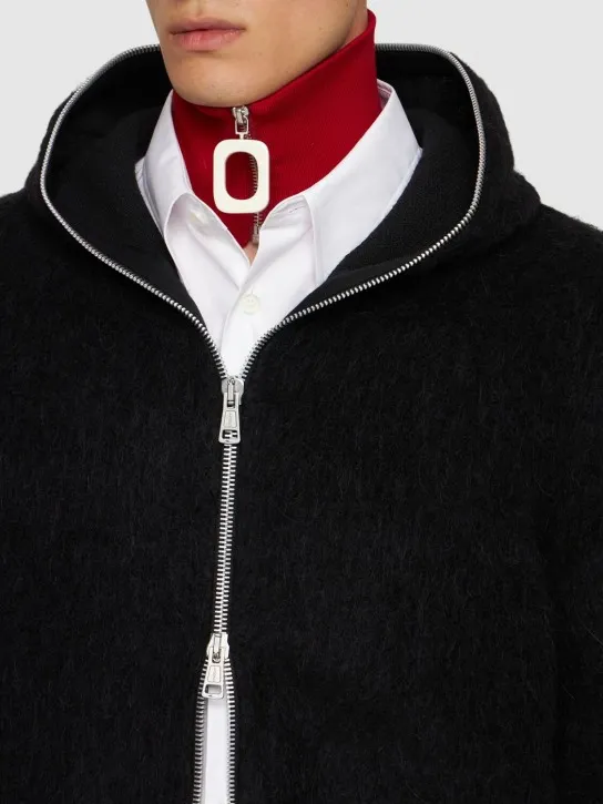 JW Anderson   JWA neckband 