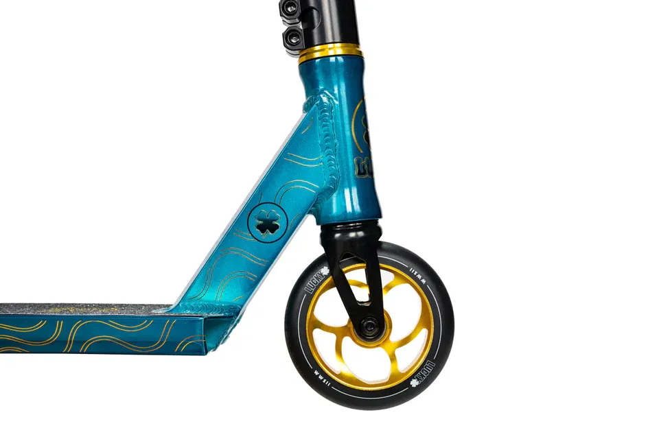 Lucky Crew Pro Scooter