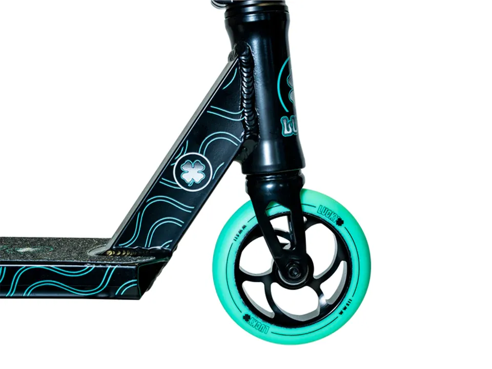 Lucky Crew Pro Scooter