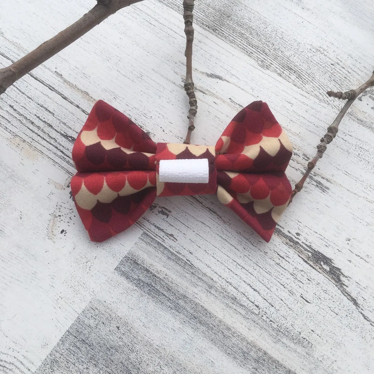 Red Scales - Slip On Bow Tie