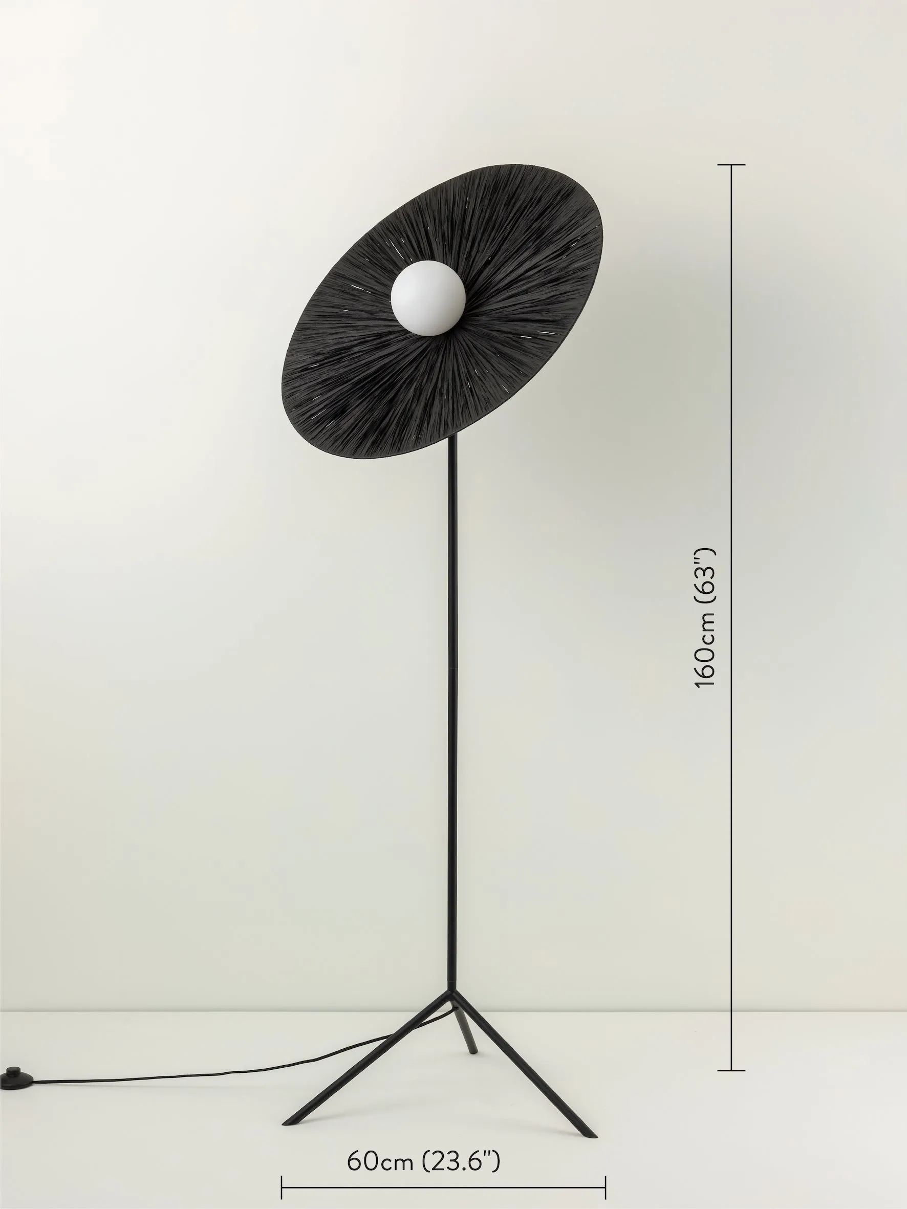 Ridotti - 1 light black raffia floor lamp